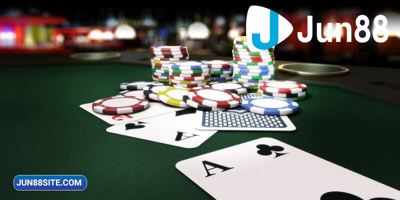 Học hỏi cách chơi Poker ăn tiền đến từ chuyên gia hàng đầu